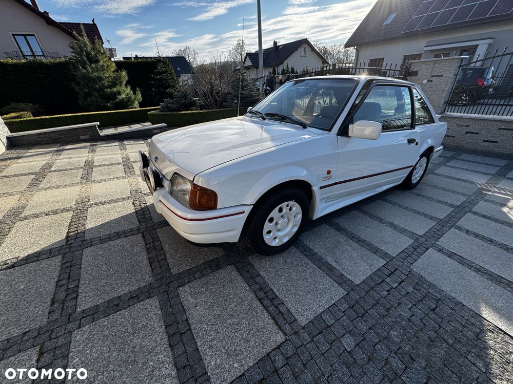 Ford Escort - 3