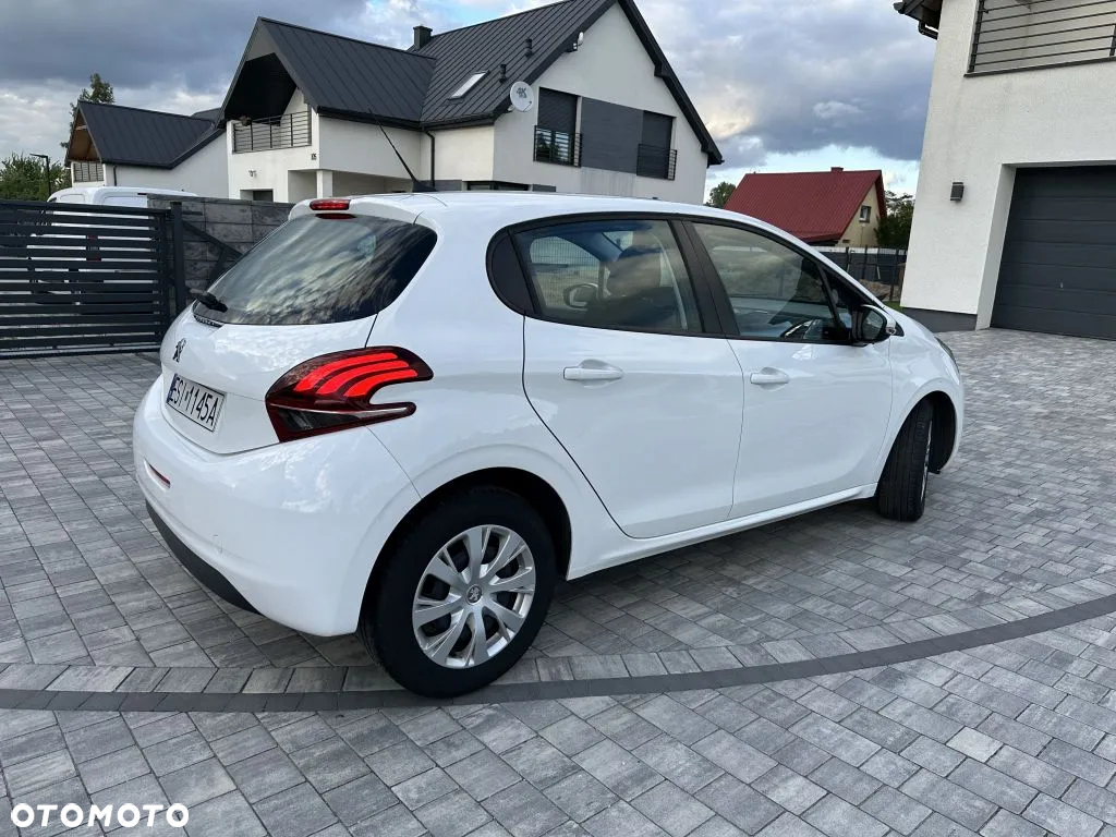 Peugeot 208 PureTech 82 Start & Stop Style - 4