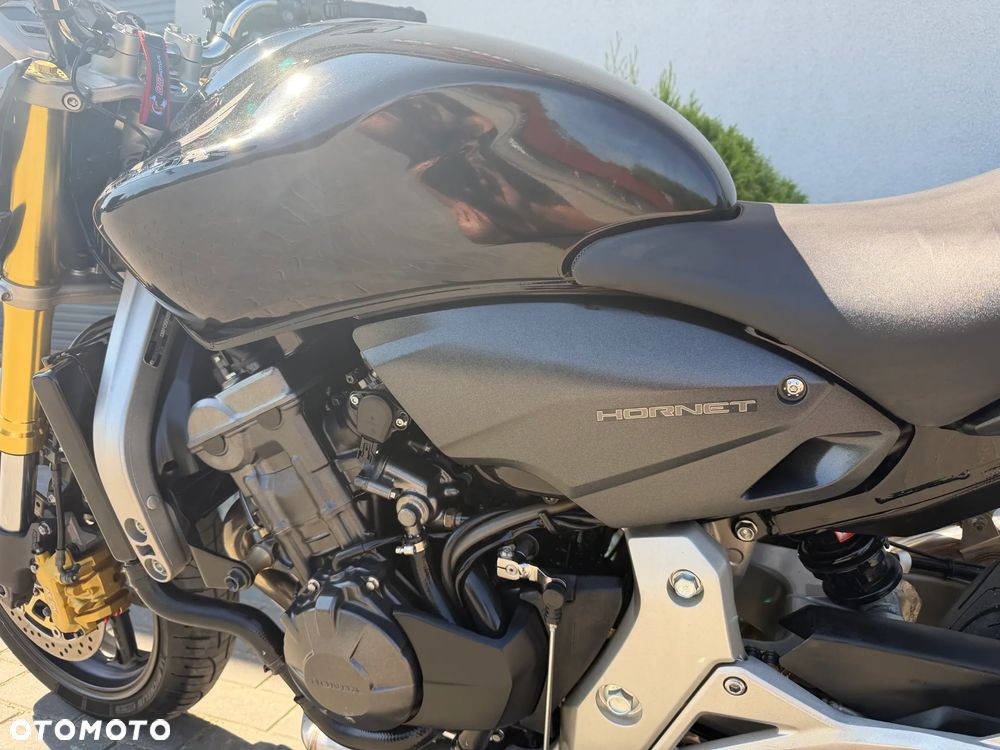 Honda Hornet - 28
