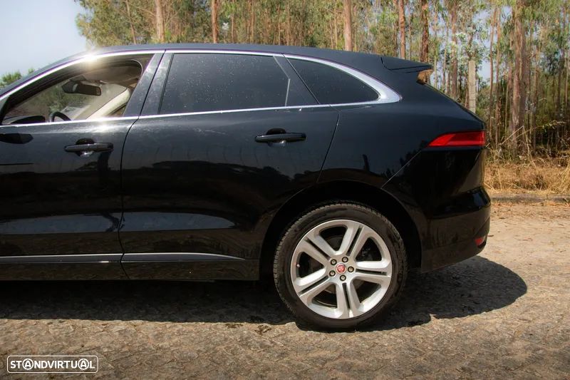 Jaguar F-Pace 20d R-Sport - 8