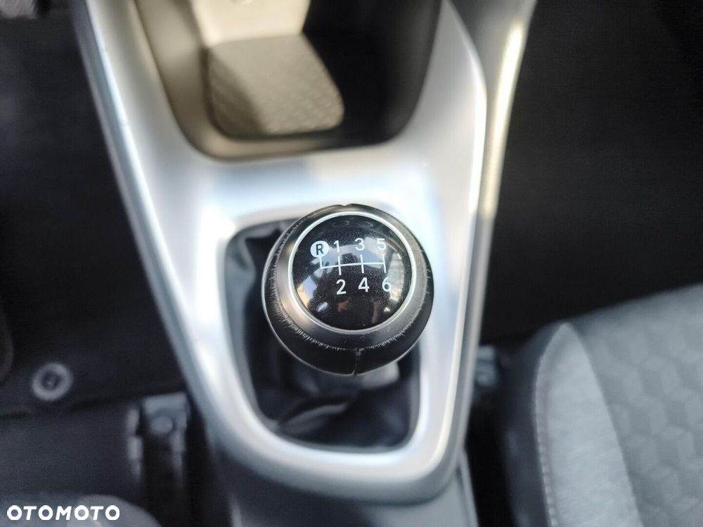 Toyota Yaris - 26