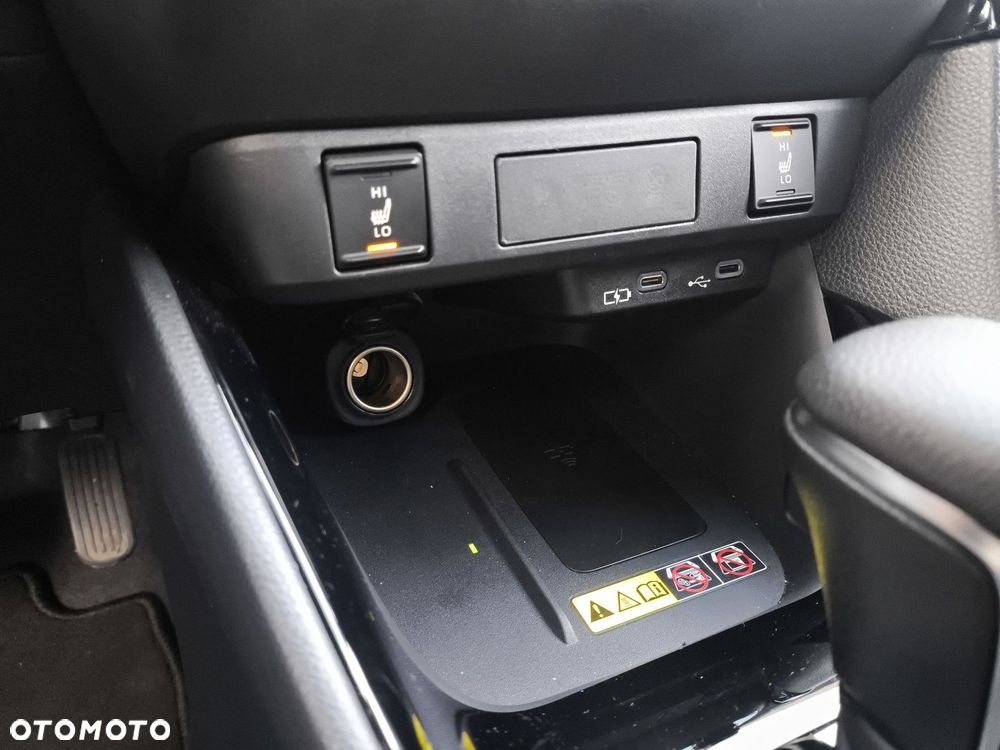 Toyota Yaris Hybrid 1.5 Style - 27