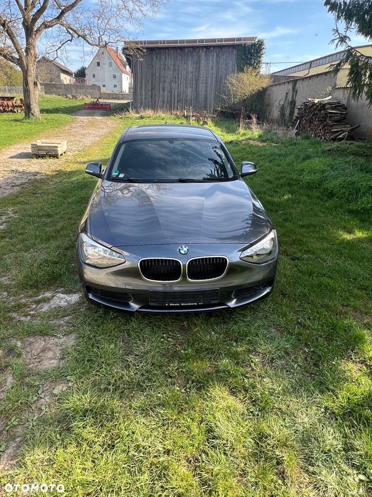BMW Seria 1 114i - 5