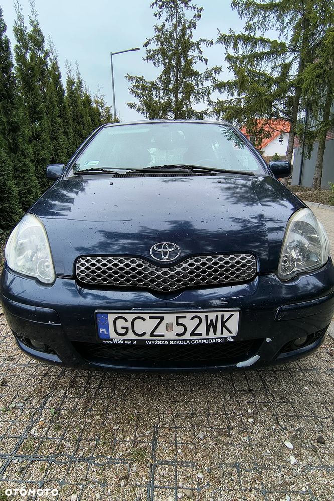 Toyota Yaris - 8