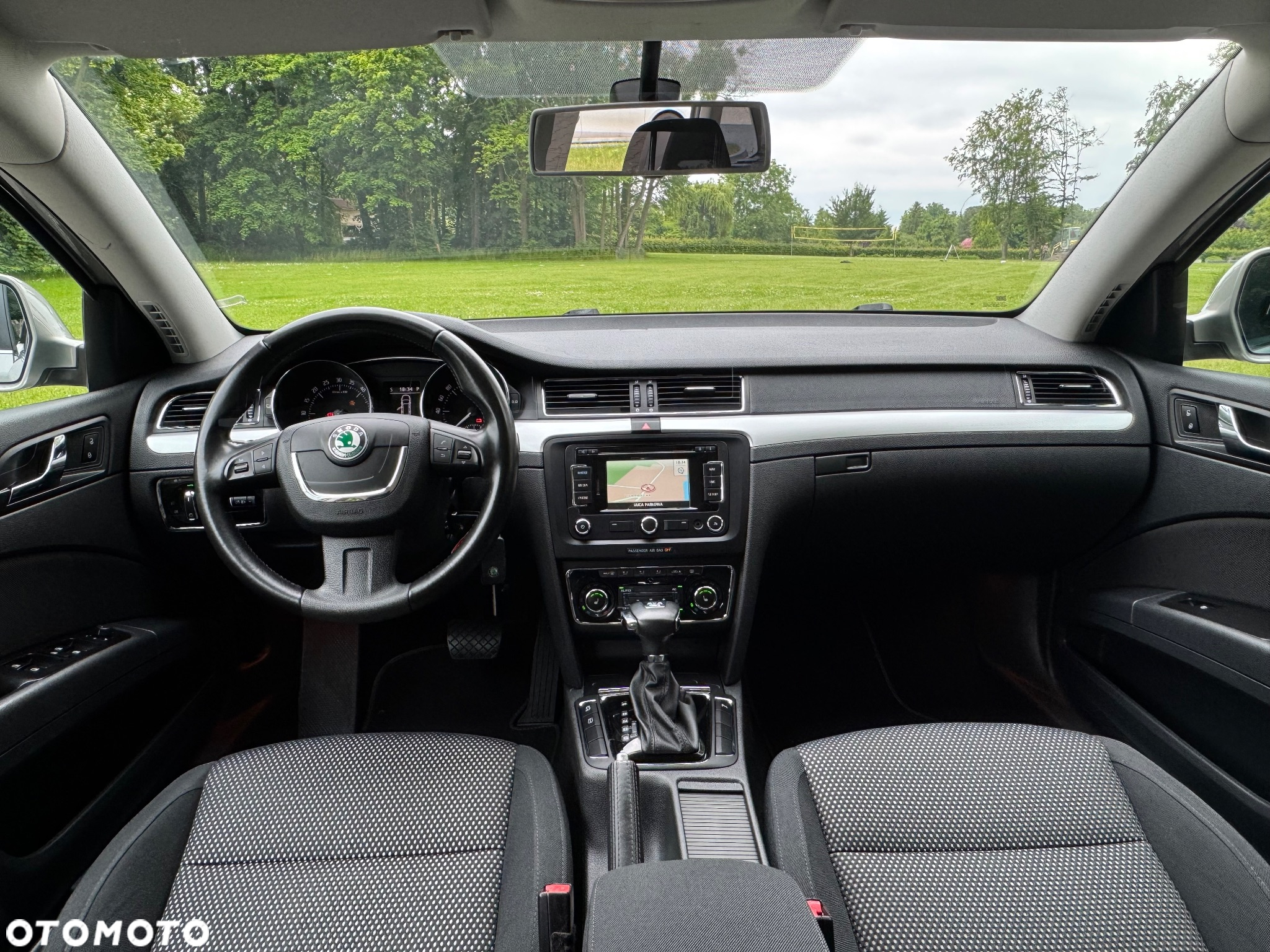 Skoda Superb 2.0 TDI Green tec 4x4 DSG Exclusive - 6