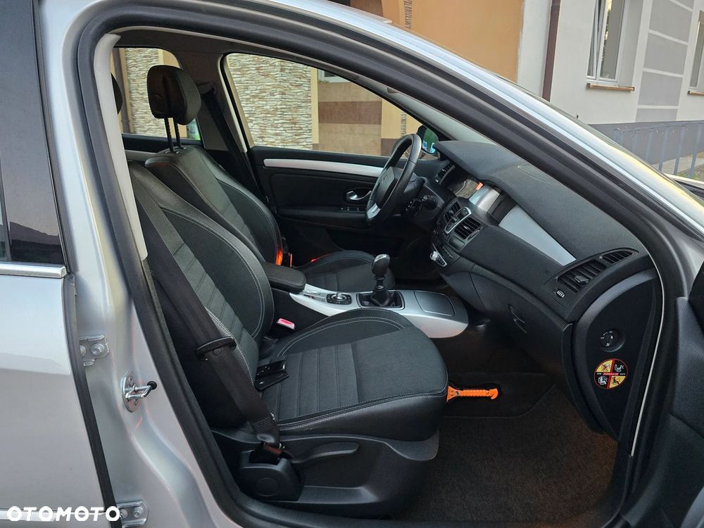 Renault Laguna - 25