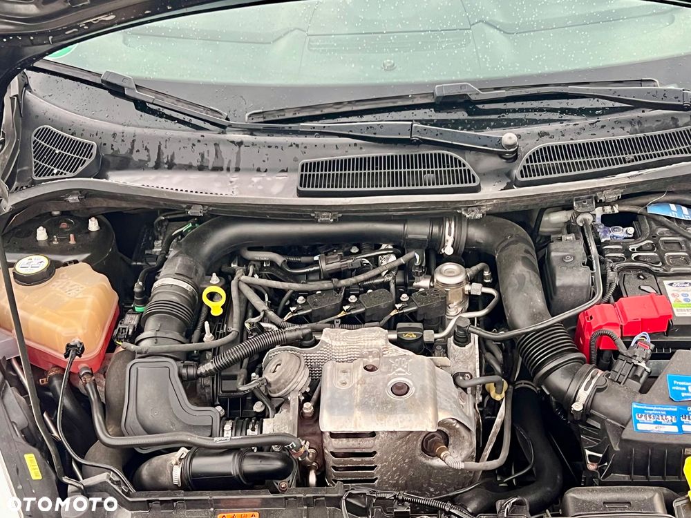 Ford Fiesta 1.0 EcoBoost S&S TITANIUM X - 17
