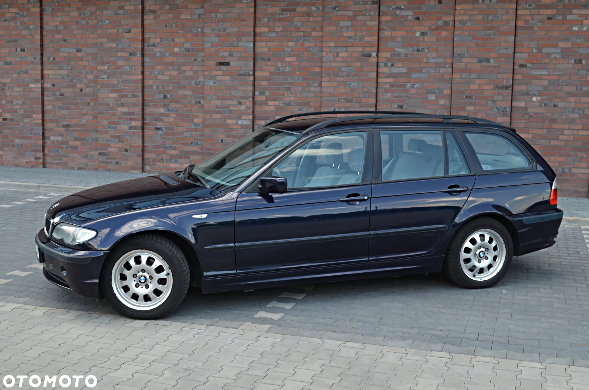 BMW Seria 3 320d Touring - 3