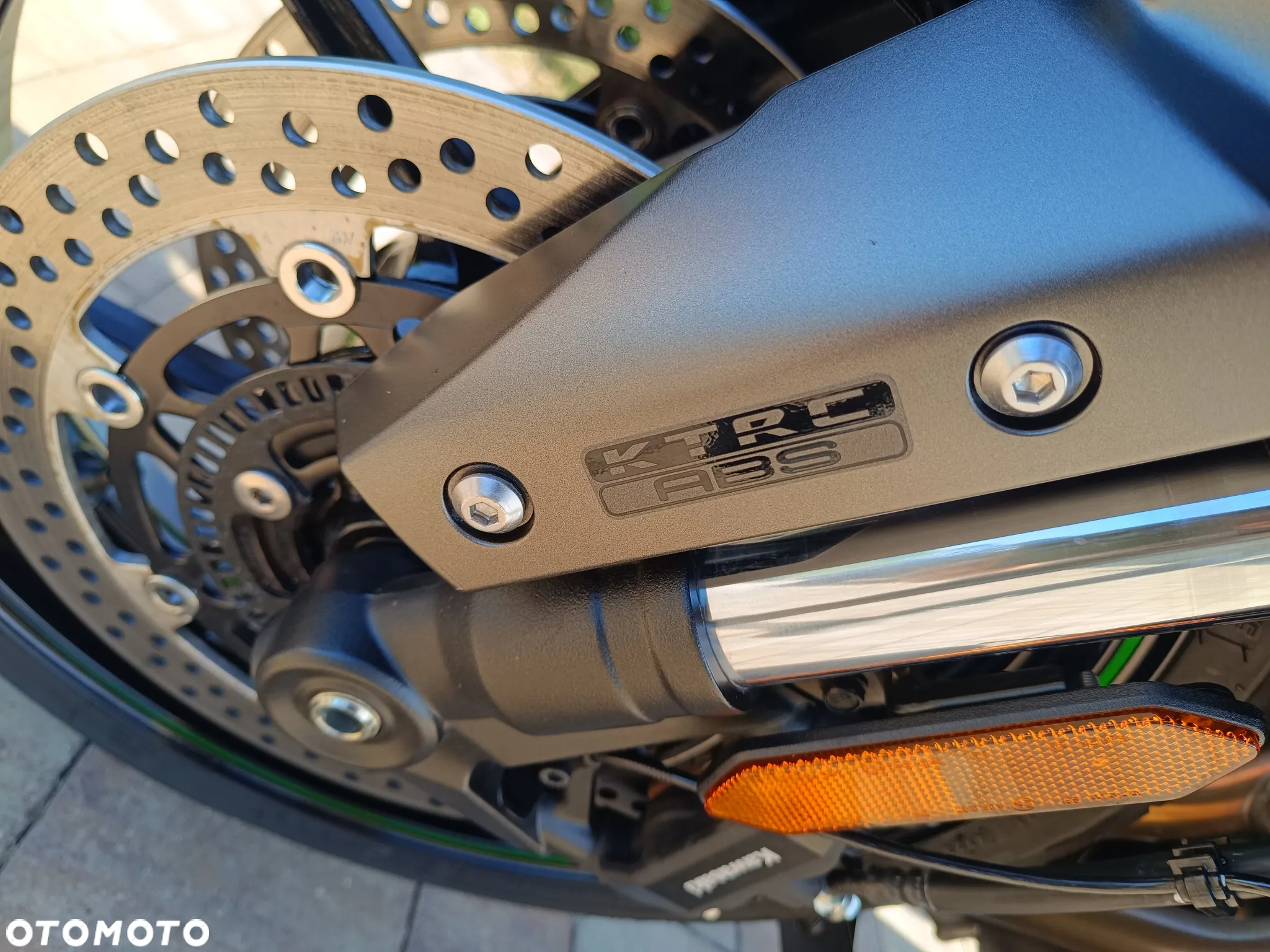 Kawasaki Ninja 1000 SX - 12