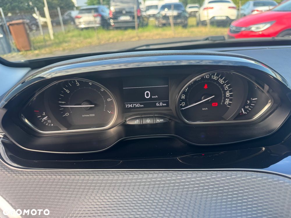 Peugeot 2008 - 20