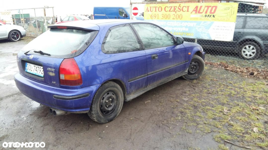 Części  Honda Civic VI hatchback 3- drzwi 1.4 16V - 3