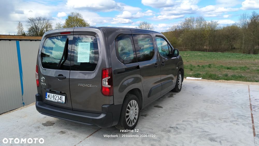 Toyota Proace City Verso 1.5 D-4D Family - 2