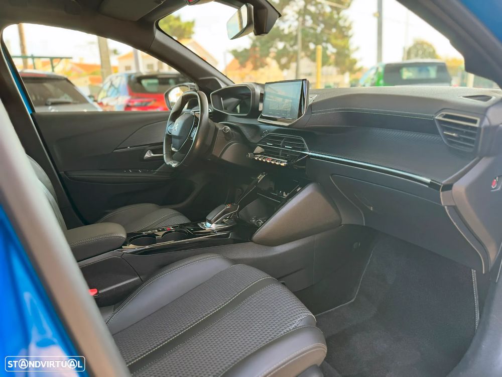 Peugeot e-208 50 kWh GT Line - 18