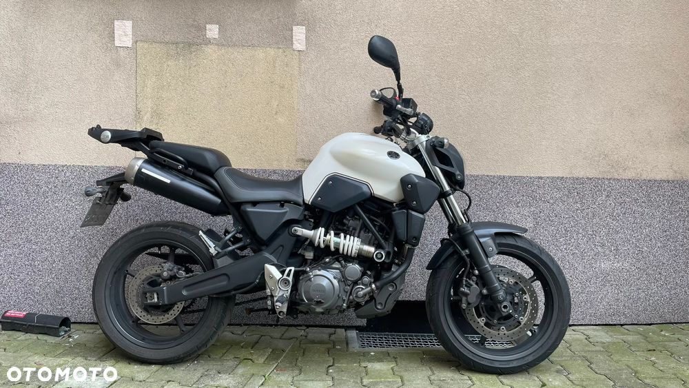 Yamaha MT - 1