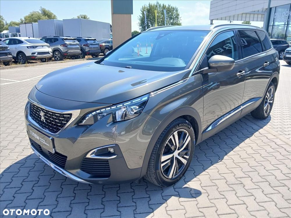 Peugeot 5008 - 5