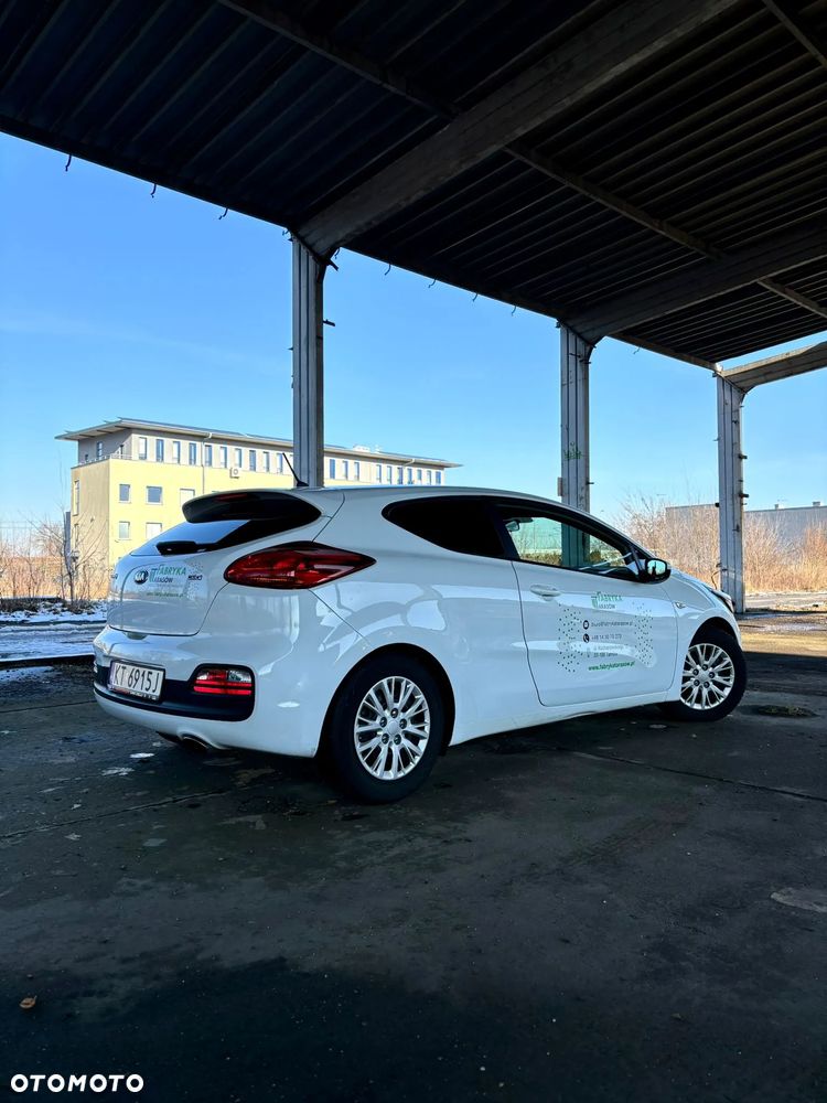 Kia Ceed - 6
