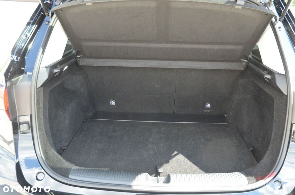 MG ZS 1.5 HEV+ Exclusive - 16