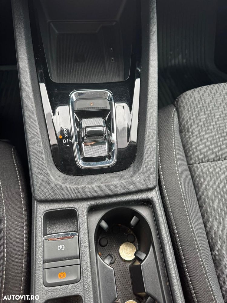 Skoda Octavia 2.0 TDI DSG Ambition - 8