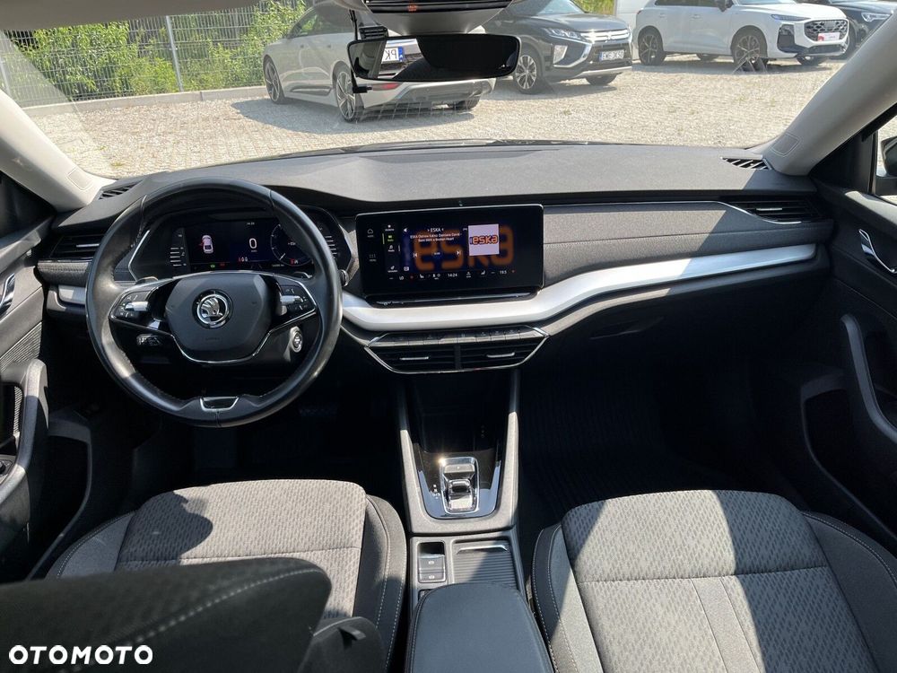 Skoda Octavia 2.0 TDI Style DSG - 23