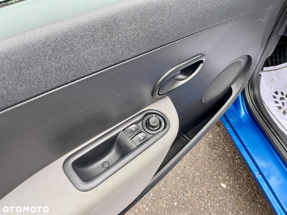 Renault Clio 1.2 16V Dynamique - 24