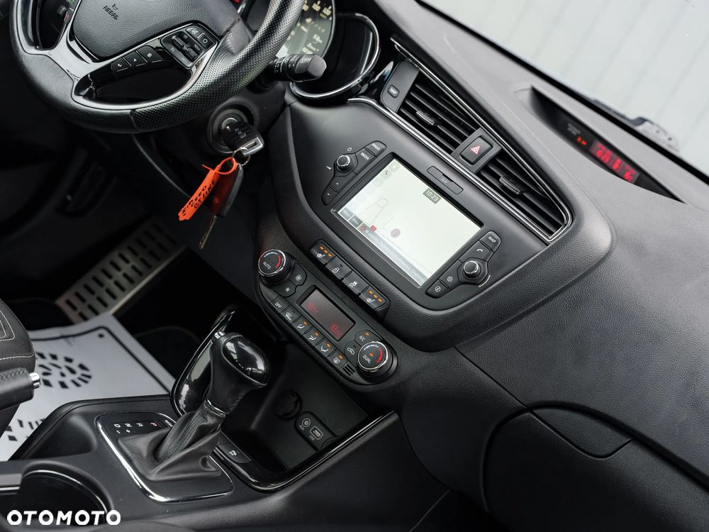 Kia Ceed 1.6 CRDi 136 DCT ISG SW GT Line - 21
