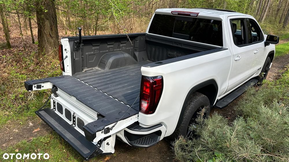 GMC Sierra - 16