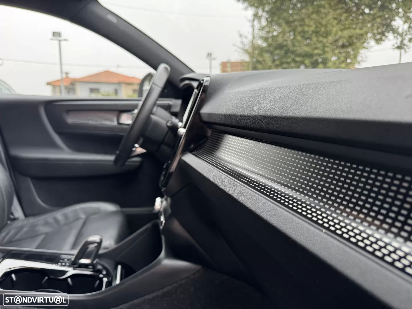 Volvo XC 40 P8 AWD Recharge RDesign - 36