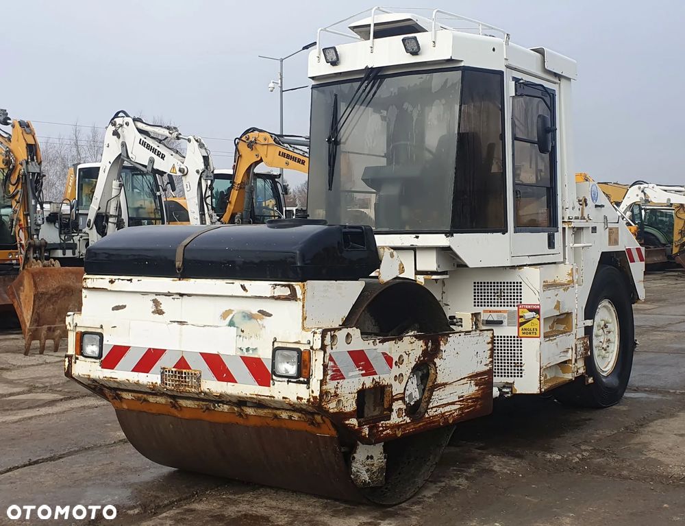 Caterpillar CB 535 B - 1