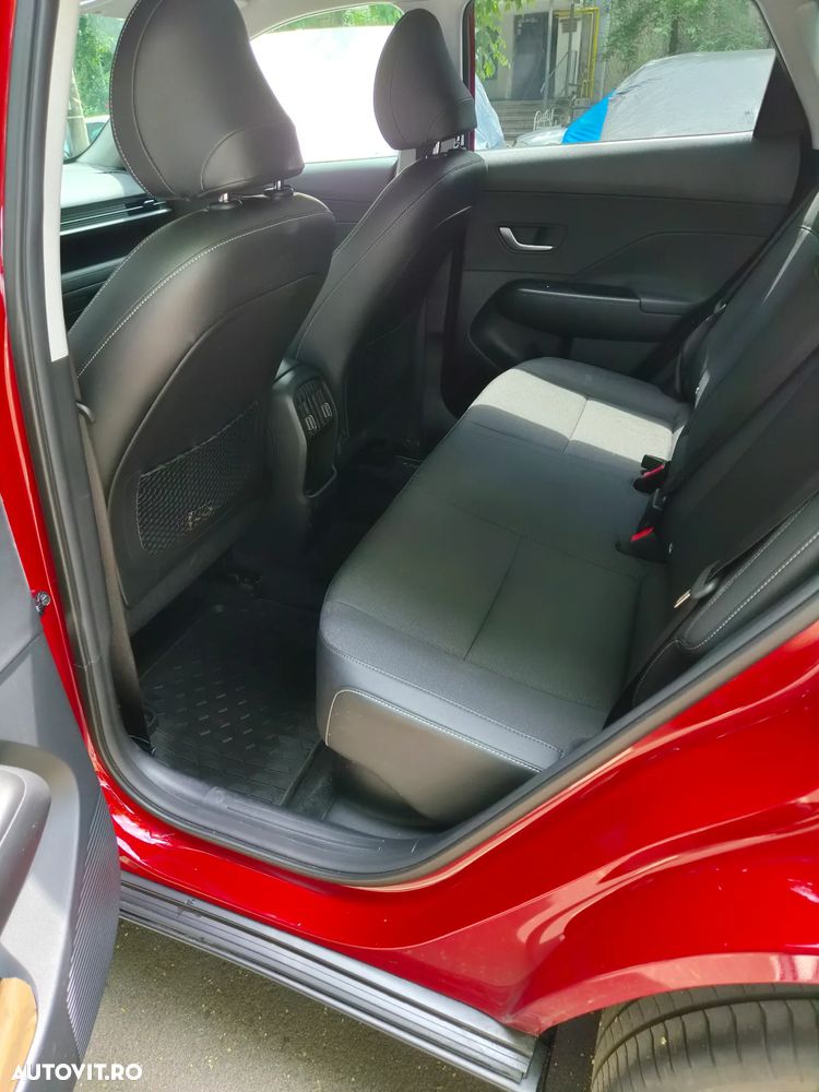 Hyundai KONA - 4