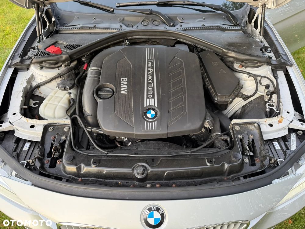BMW Seria 3 335d xDrive Sport-Aut - 19