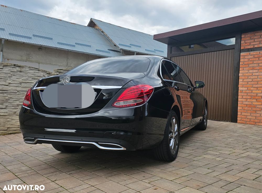 Mercedes-Benz C 220 d 4Matic 7G-TRONIC - 17
