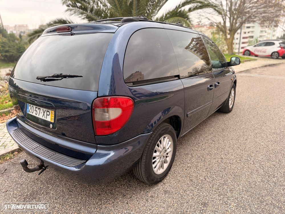 Chrysler Voyager 2.5 CRD LX - 4