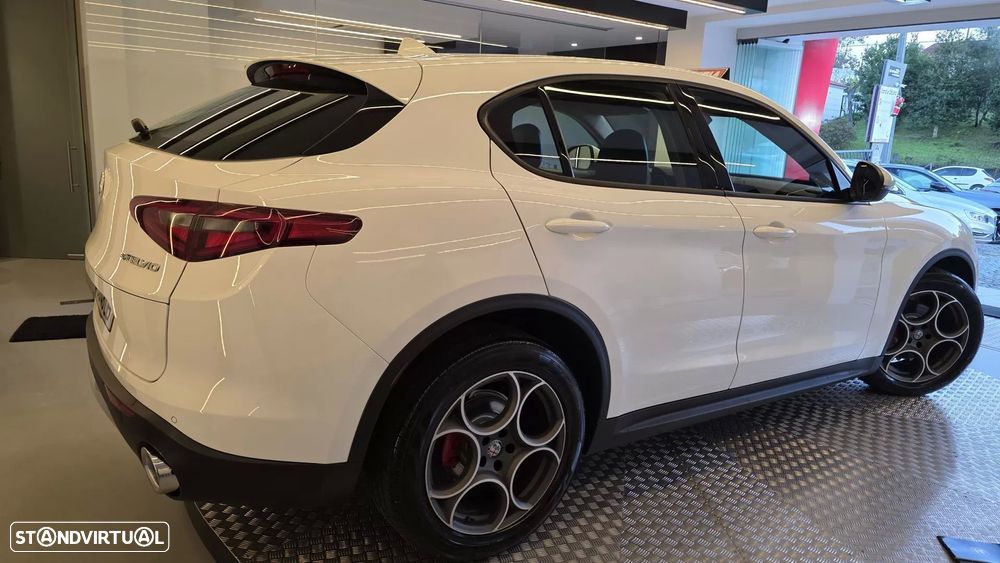 Alfa Romeo Stelvio 2.2 D Super AT8 - 21