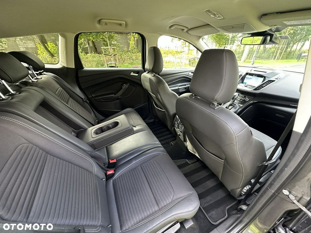 Ford Kuga - 30