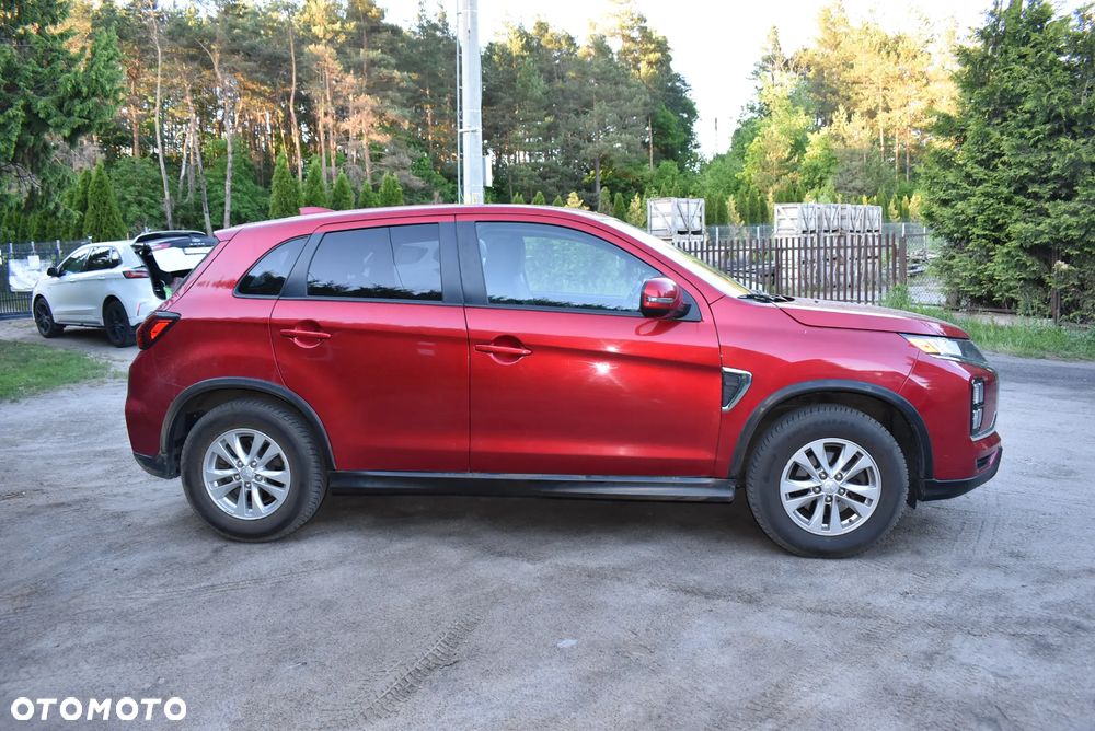 Mitsubishi Inny - 4