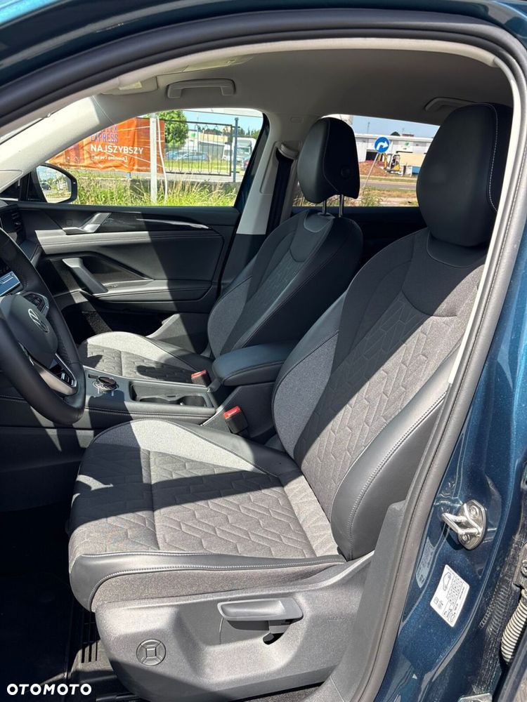 Volkswagen Tiguan - 31