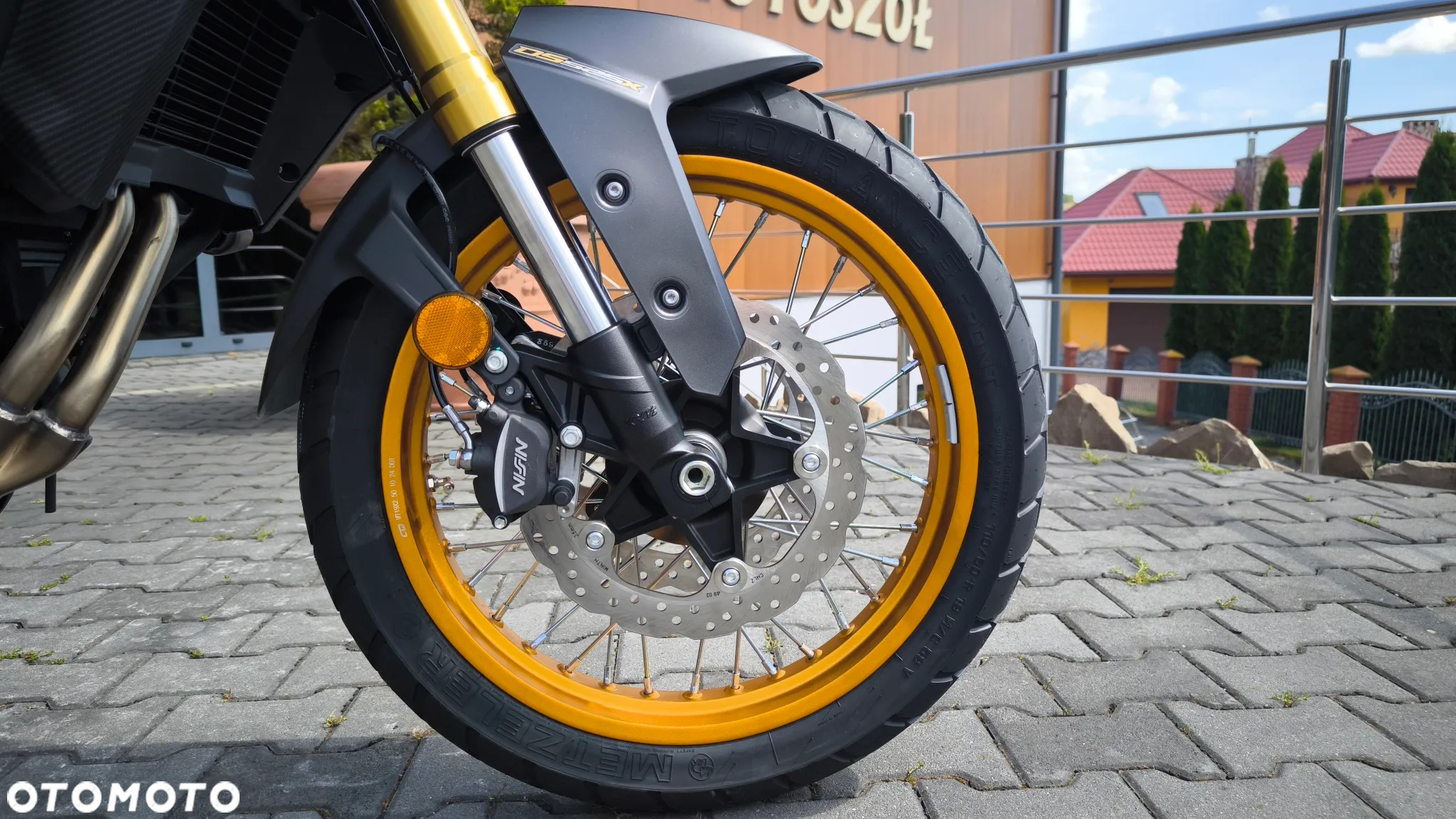 VOGE 525DSX - 29