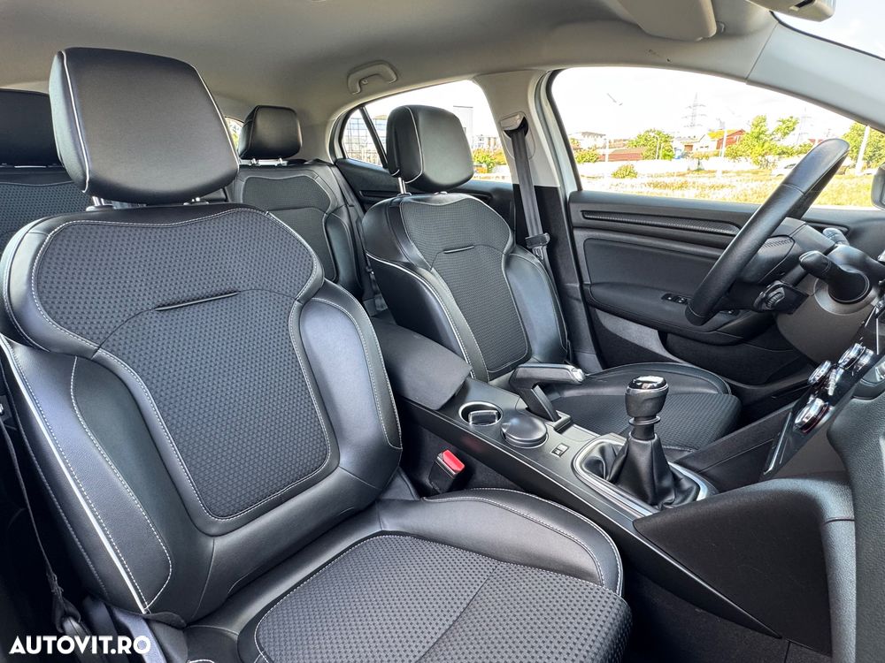 Renault Megane - 19