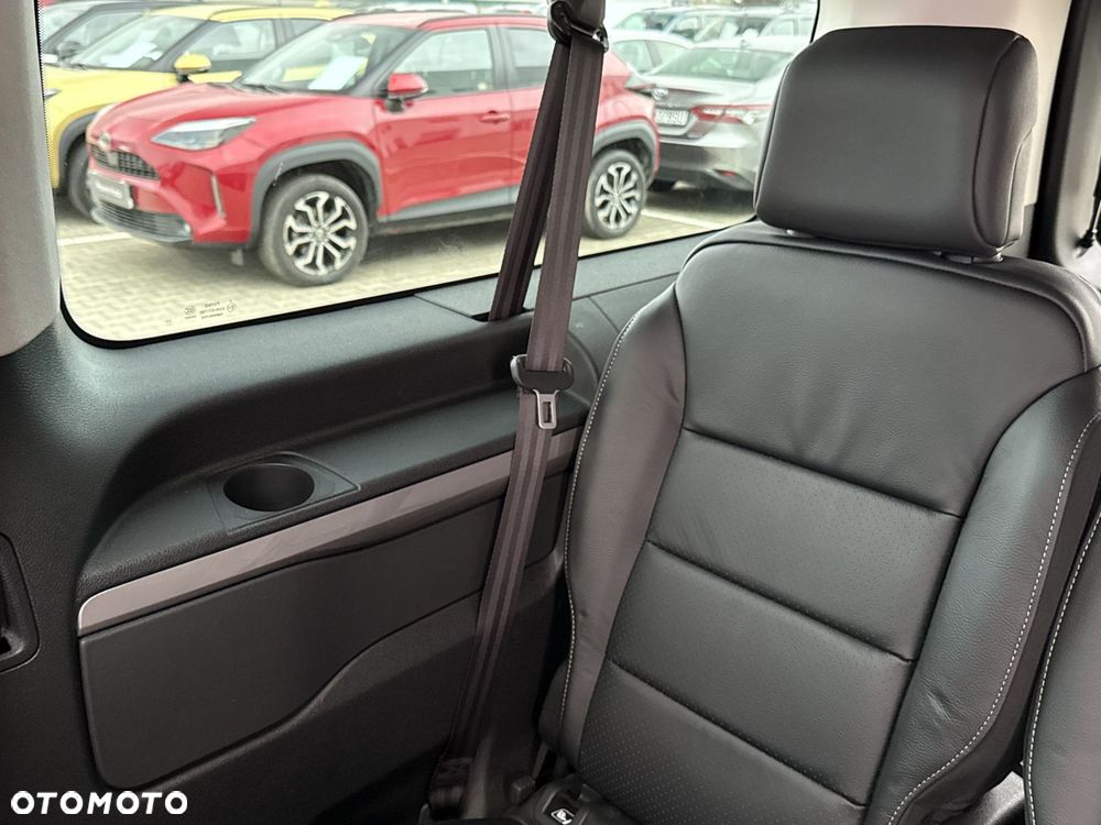 Toyota Proace Verso 2.0 D4-D Long VIP - 22