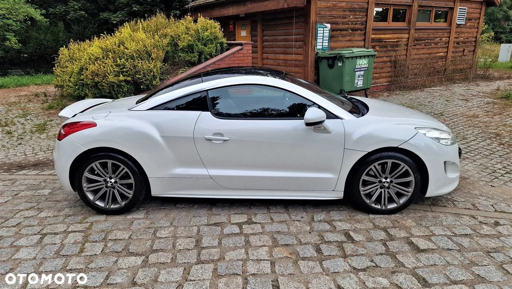 Peugeot RCZ - 2