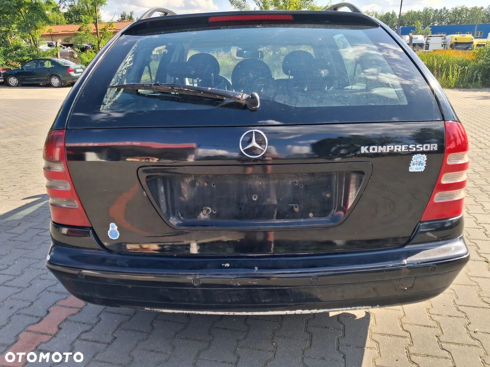 Mercedes C klasa W203 KOMBI silnik kompletny 1.8 Kompresor 143 KM OM271.946 271946 skrzynia biegów 716.628 drzwi maska klapa zderzak błotnik kolor czarny 040 lampa maglownica pompa wspomagania sprężarka dyfer wał napędowy półoś zwrotnica sterownik czujnik moduł wiązka przewód blenda szyba podszybie radio panel sterowania pompa pompka abs paliwa kierownica manetka włącznik fotel schowek zegary głośnik alternator rozrusznik cewka zbiorniczek sprężarka klimatyzacji klamka zamek zacisk hamulcowy mechanizm chłodnica pas przedni boczek lusterko silniczek sanki belka zawrotnica mcperson NA CZĘŚCI - 6