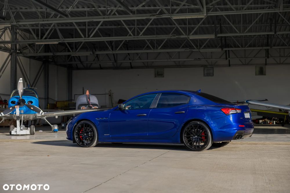 Maserati Ghibli S Q4 GranSport - 21