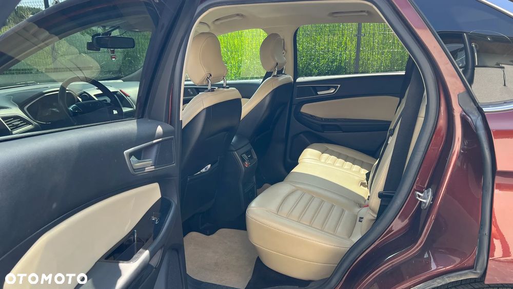 Ford Edge - 16