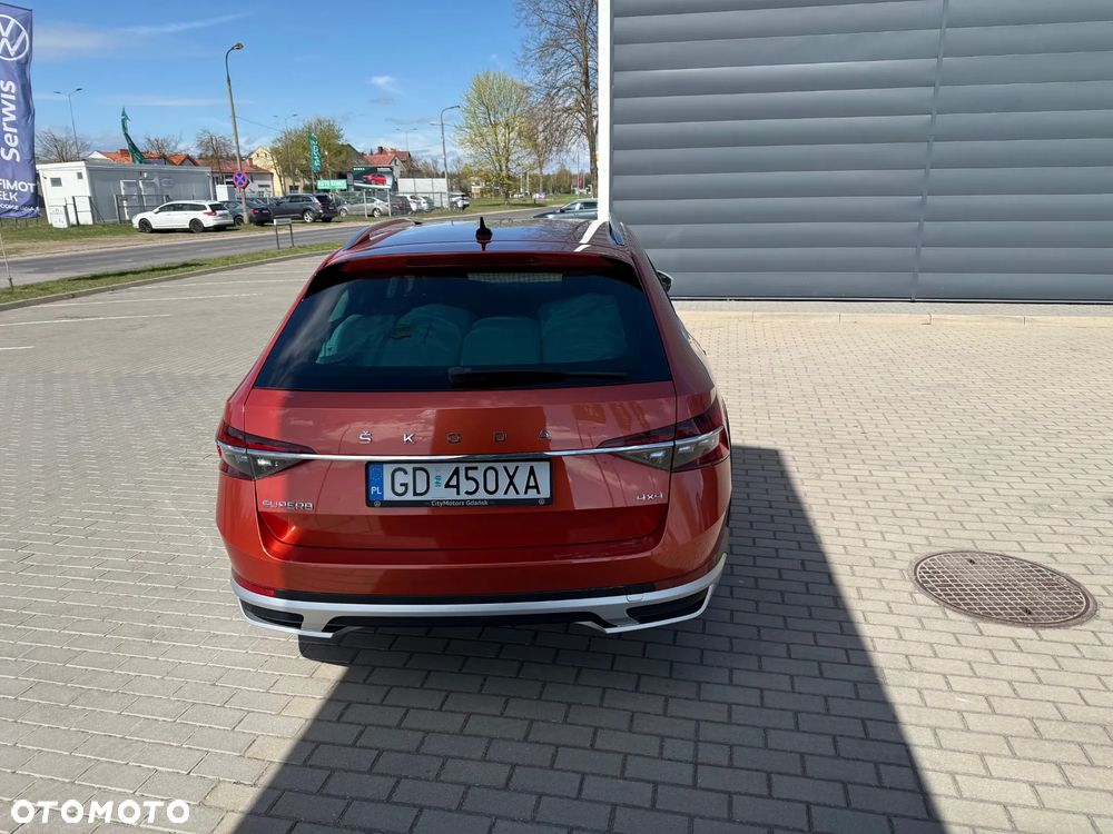 Skoda Superb 2.0 TDI SCR 4x4 Scout DSG - 5