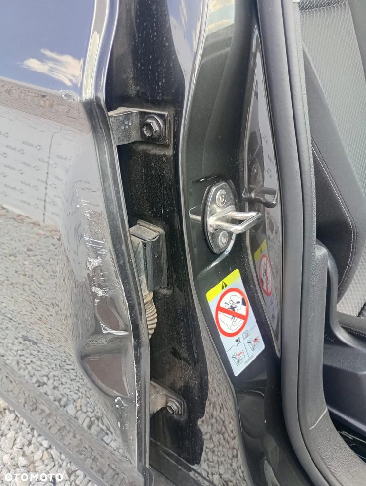 Volkswagen Passat Variant 1.6 TDI (BlueMotion Technology) Trendline - 14
