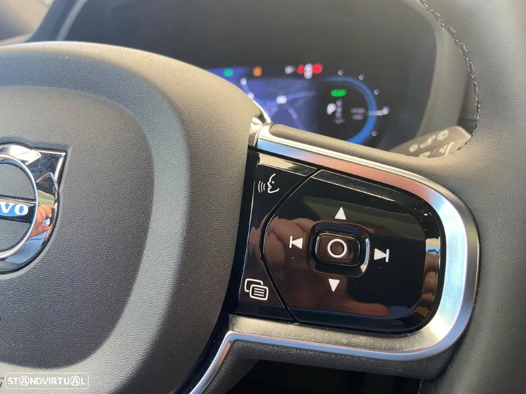 Volvo XC 60 2.0 T8 PHEV Ultimate Dark AWD - 29