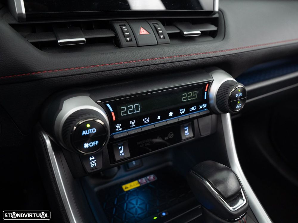 Toyota RAV4 2.5 HDF Plug-in Lounge AWD-i - 31