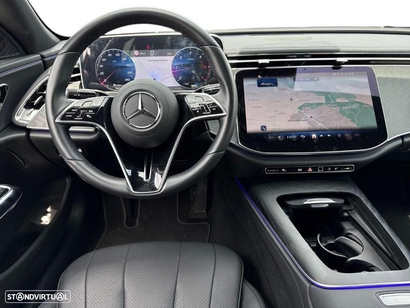 Mercedes-Benz E 220 - 13