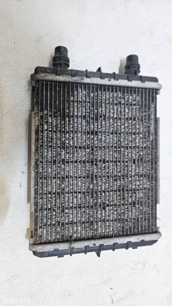 chłodnica wody dodatkowa mercedes a205 a213 a463 6.3 amg a0995005800 - 2