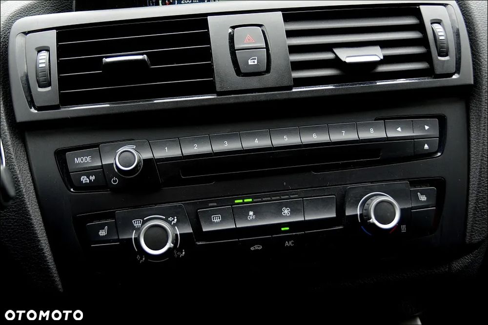 BMW Seria 1 116d EfficientDynamics Edition - 31